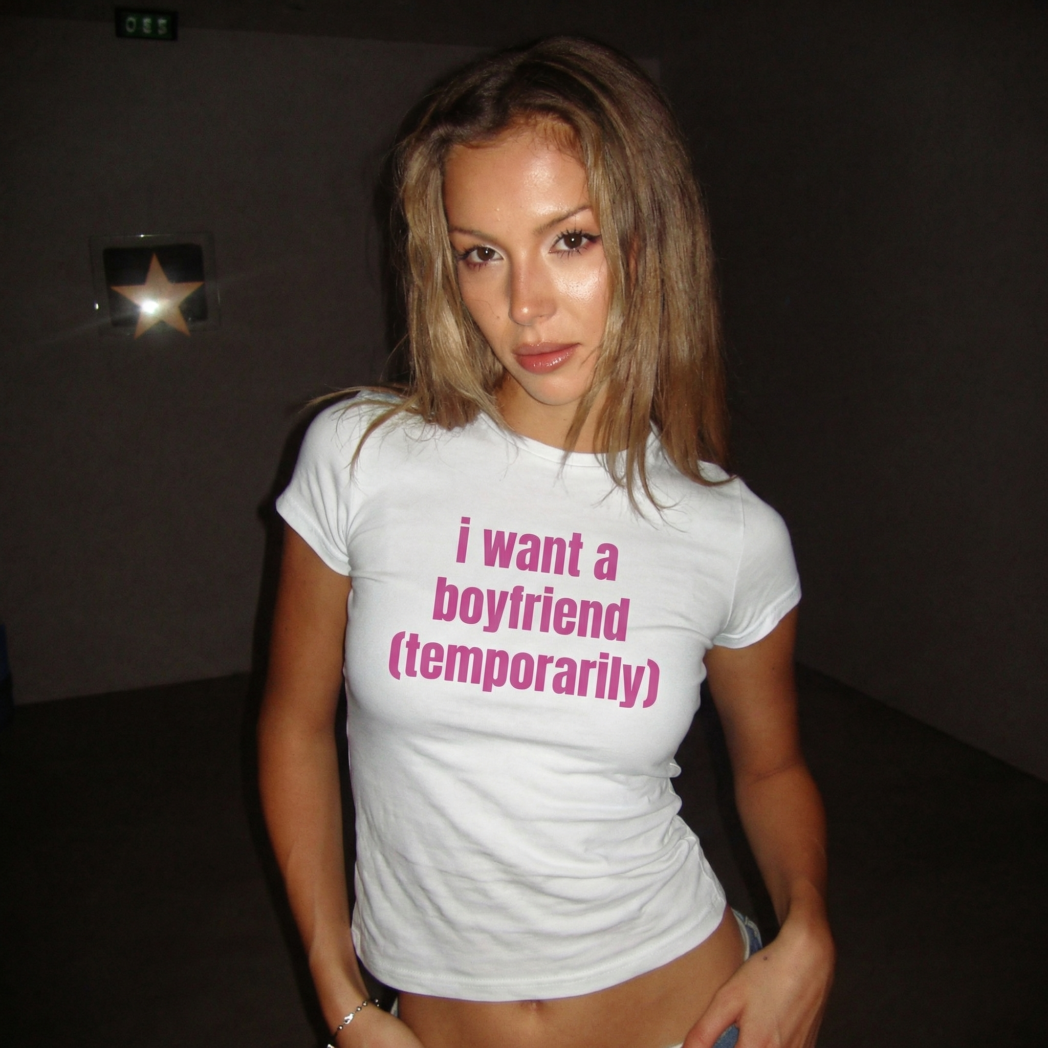 I WANT A BOYFRIEND (TEMPORARILY) CLASSIC TEE